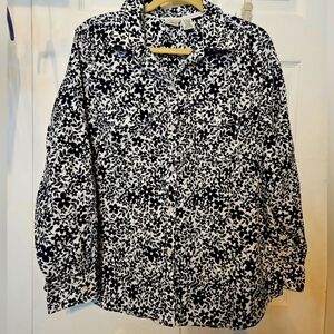 #097 LLBean- Navy Blue Floral Print on White Button-up Blouse- Size: 1X